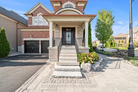 Photo 3 at 30 Fairmont Ridge, Nobleton, King Photo 3 at 30 Fairmont Ridge, Nobleton, King