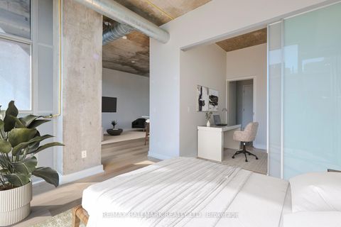 Photo 7 at 910 - 60 Bathurst Street, Niagara, Toronto