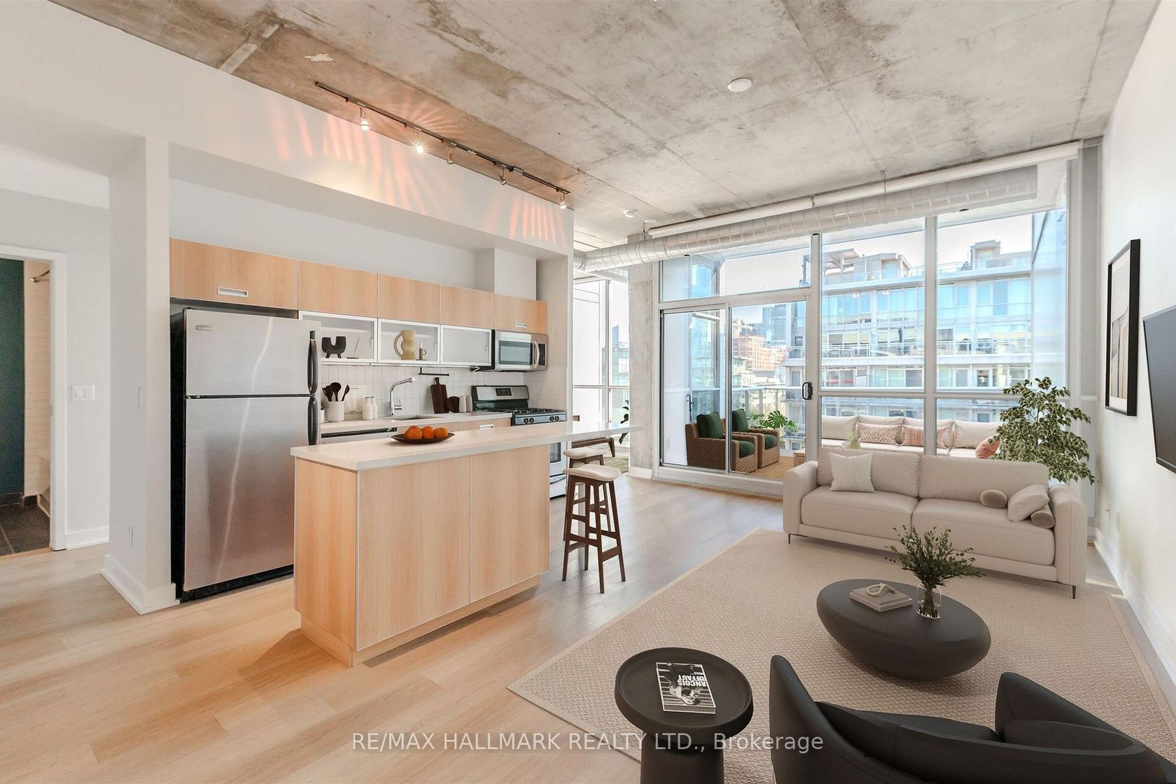 910 - 60 Bathurst Street, Niagara, Toronto 
