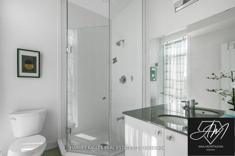 Photo 13 at 1 - 9 Phelps Lane, Oak Ridges, Richmond Hill