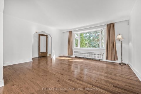 Photo 1 at 18 Irvington Crescent, Willowdale East, Toronto