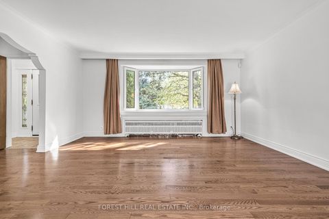 Photo 2 at 18 Irvington Crescent, Willowdale East, Toronto