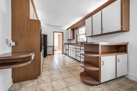 Photo 7 at 18 Irvington Crescent, Willowdale East, Toronto