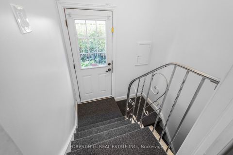 Photo 11 at 18 Irvington Crescent, Willowdale East, Toronto