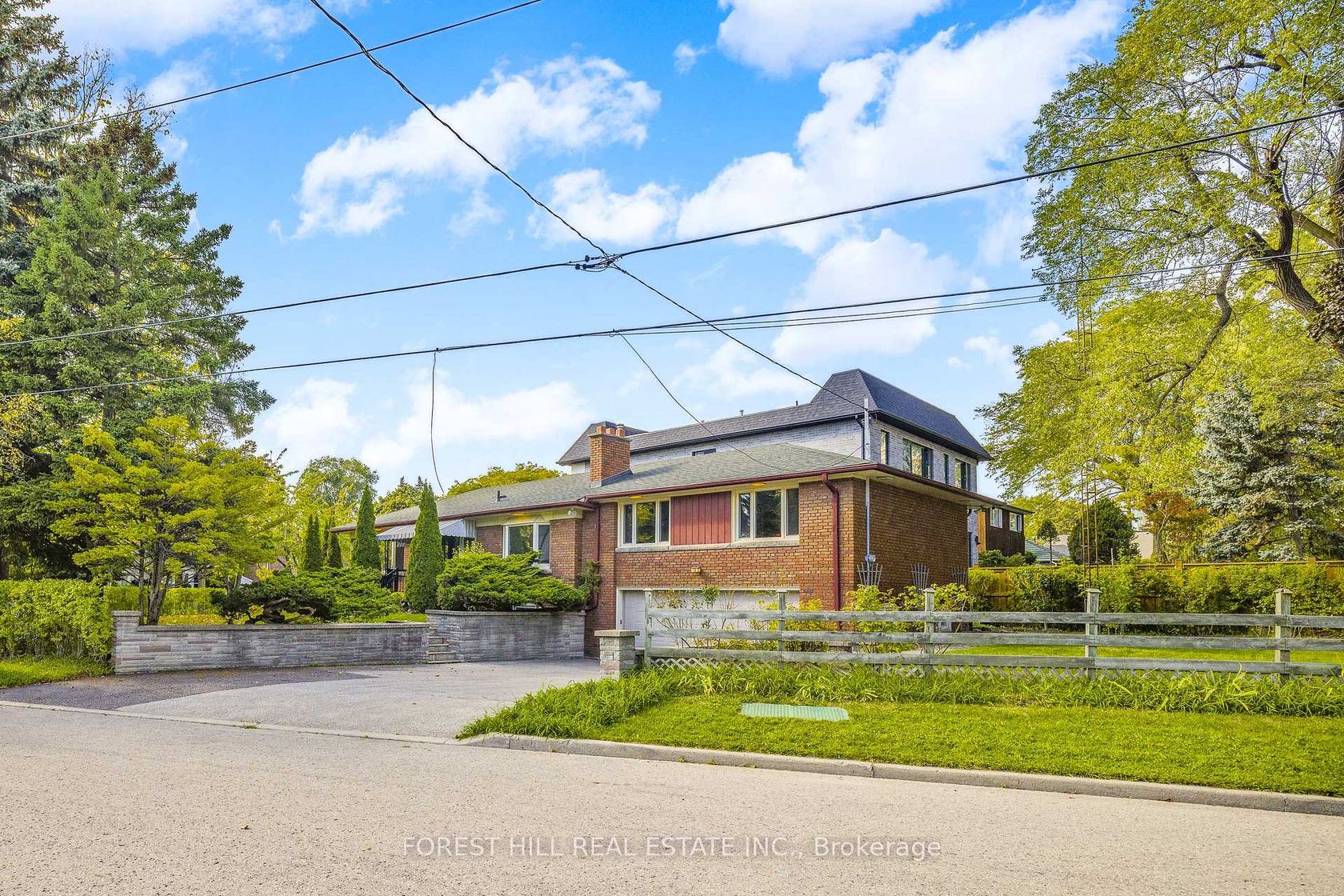 18 Irvington Crescent, Willowdale East, Toronto 