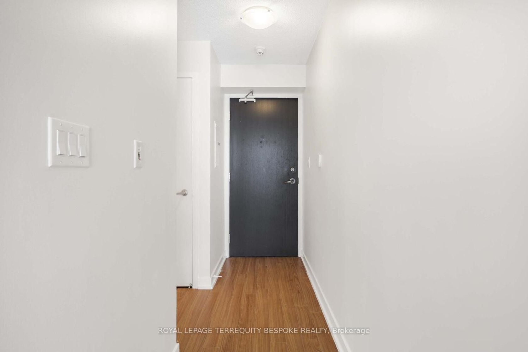 2102 - 25 Capreol Court, Waterfront Communities C1, Toronto 