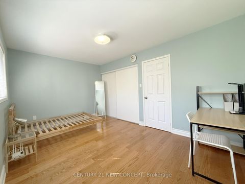 Photo 20 at 107 - 18 Clark Avenue W, Yorkhill, Vaughan