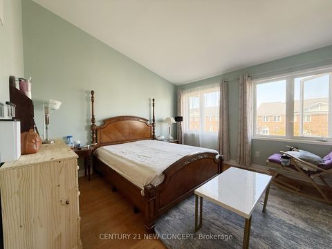 Photo 23 at 107 - 18 Clark Avenue W, Yorkhill, Vaughan