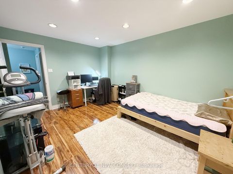 Photo 30 at 107 - 18 Clark Avenue W, Yorkhill, Vaughan