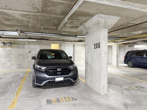 Photo 33 at 107 - 18 Clark Avenue W, Yorkhill, Vaughan