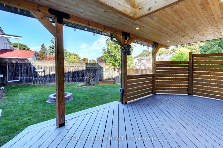 Photo 35 at 2968 Nipiwin Drive N, Meadowvale, Mississauga