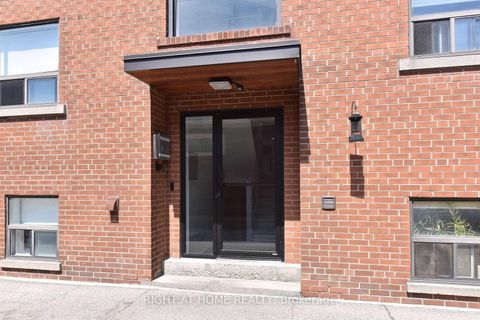 Photo 2 at 121 Fourth Street, New Toronto, Toronto