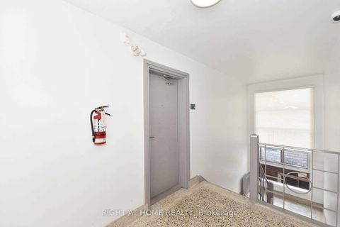 Photo 5 at 121 Fourth Street, New Toronto, Toronto