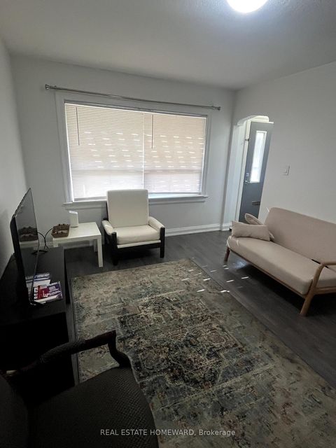 Photo 7 at 322 Cosburn Avenue, East York, Toronto