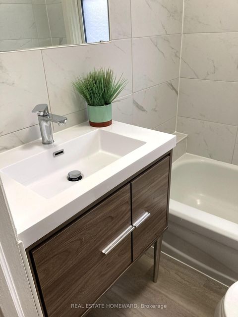Photo 9 at 322 Cosburn Avenue, East York, Toronto