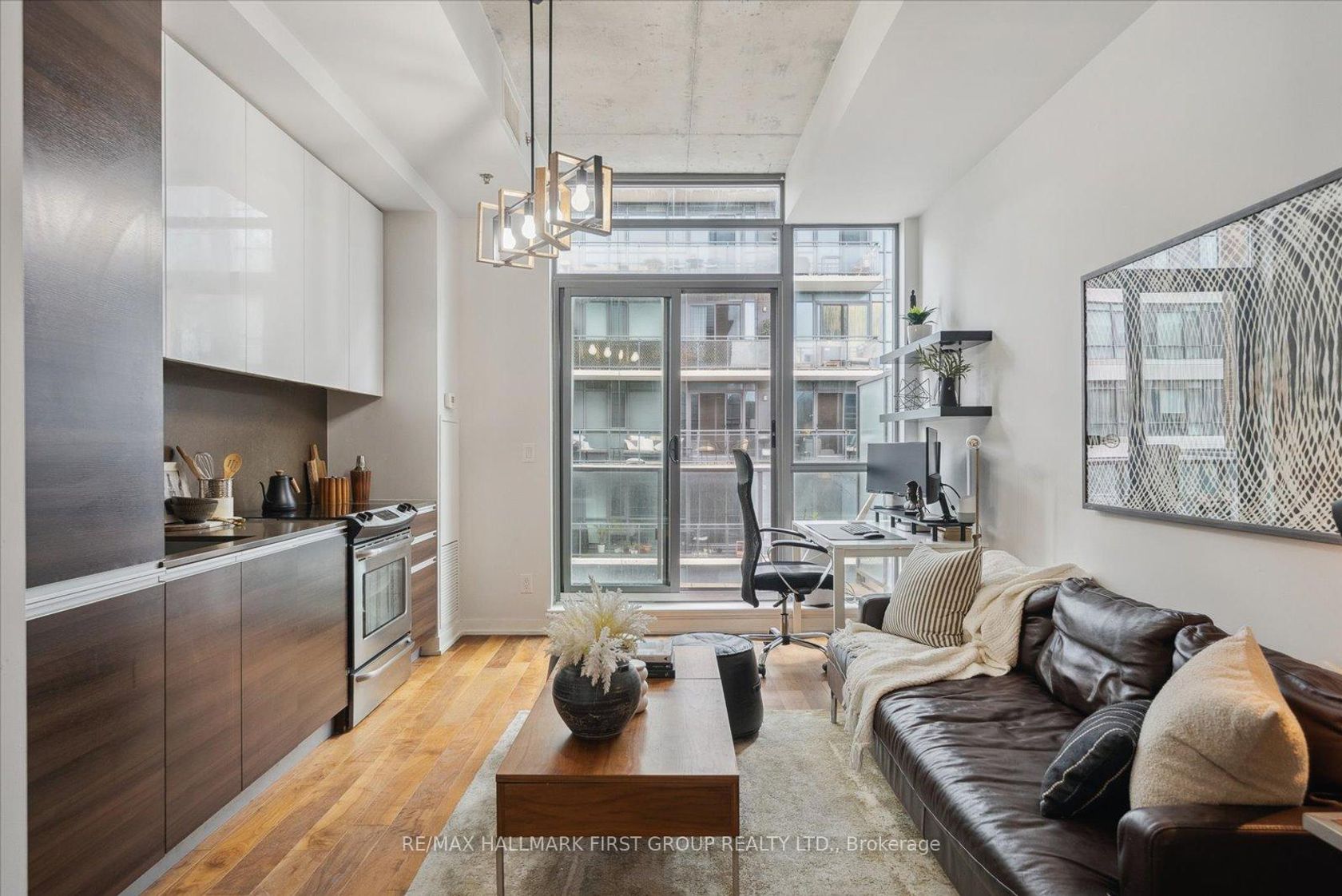 602 - 8 Gladstone Avenue, Little Portugal, Toronto 