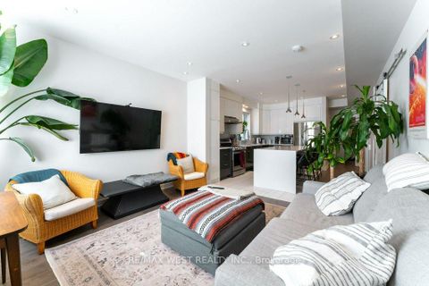 Photo 7 at 167 Quebec Avenue, High Park North, Toronto