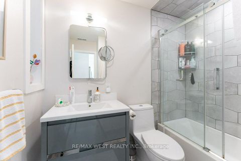 Photo 12 at 167 Quebec Avenue, High Park North, Toronto