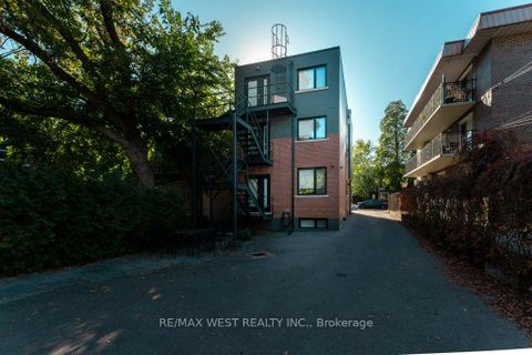 Photo 44 at 167 Quebec Avenue, High Park North, Toronto