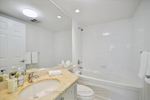 Photo 29 at 405 - 245 Davisville Avenue, Mount Pleasant East, Toronto