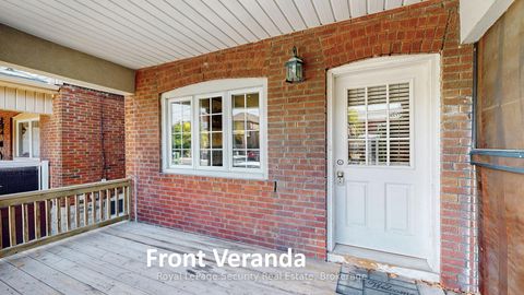 Photo 4 at 331 Winona Drive, Oakwood Village, Toronto