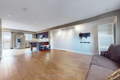 Photo 15 at 8 - 3030 Lakeshore Boulevard W, New Toronto, Toronto