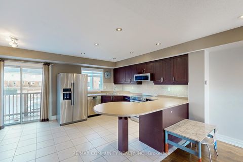 Photo 20 at 8 - 3030 Lakeshore Boulevard W, New Toronto, Toronto