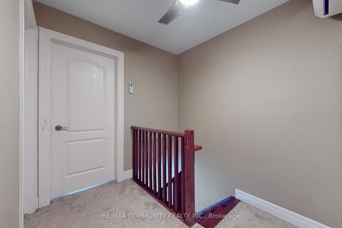 Photo 22 at 8 - 3030 Lakeshore Boulevard W, New Toronto, Toronto