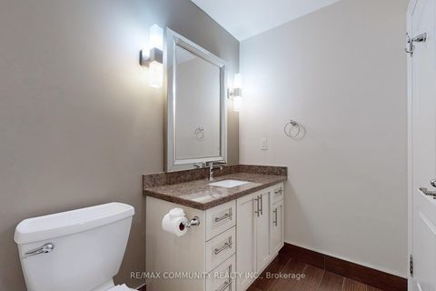 Photo 28 at 8 - 3030 Lakeshore Boulevard W, New Toronto, Toronto