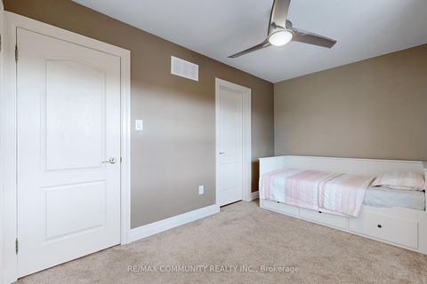 Photo 31 at 8 - 3030 Lakeshore Boulevard W, New Toronto, Toronto