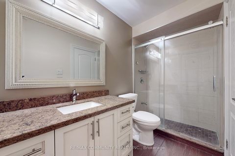 Photo 33 at 8 - 3030 Lakeshore Boulevard W, New Toronto, Toronto