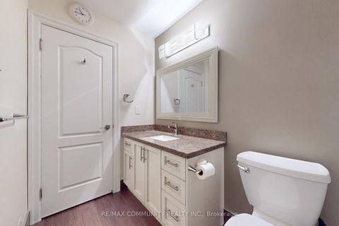 Photo 34 at 8 - 3030 Lakeshore Boulevard W, New Toronto, Toronto