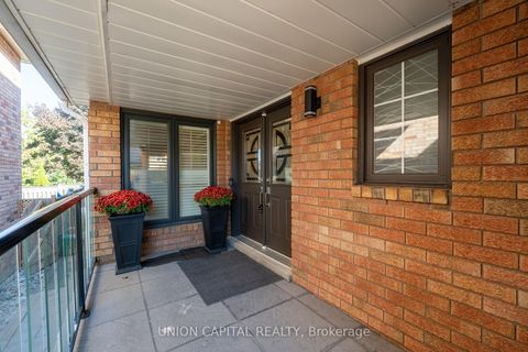 Photo 2 at 27 Trent Street, Bayview Wellington, Aurora