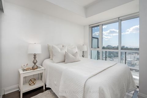 Photo 11 at 410 - 16 McAdam Avenue, Glen Park, Toronto Photo 11 at 410 - 16 McAdam Avenue, Glen Park, Toronto