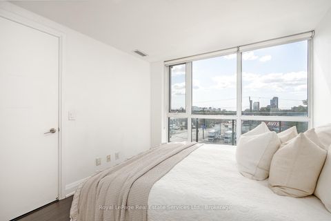 Photo 15 at 410 - 16 McAdam Avenue, Glen Park, Toronto