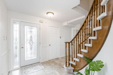 Photo 1 at 10 BARWICK Drive, West Bayfield, Barrie Photo 1 at 10 BARWICK Drive, West Bayfield, Barrie