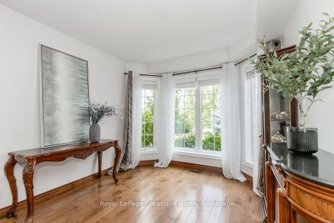 Photo 5 at 10 BARWICK Drive, West Bayfield, Barrie