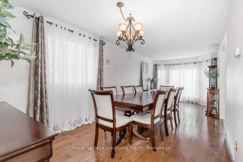 Photo 7 at 10 BARWICK Drive, West Bayfield, Barrie Photo 7 at 10 BARWICK Drive, West Bayfield, Barrie