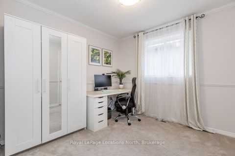 Photo 25 at 10 BARWICK Drive, West Bayfield, Barrie