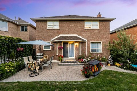 Photo 37 at 10 BARWICK Drive, West Bayfield, Barrie Photo 37 at 10 BARWICK Drive, West Bayfield, Barrie