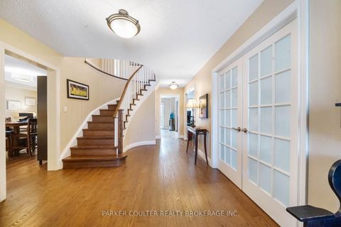 Photo 3 at 456 St Vincent Street, Cundles East, Barrie