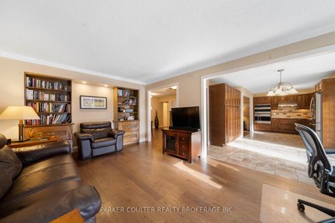 Photo 8 at 456 St Vincent Street, Cundles East, Barrie