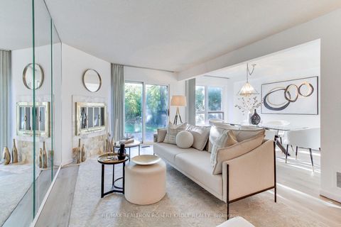 Photo 16 at 136 Stillwater Crescent, Branson, Toronto Photo 16 at 136 Stillwater Crescent, Branson, Toronto