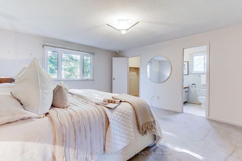 Photo 23 at 136 Stillwater Crescent, Branson, Toronto