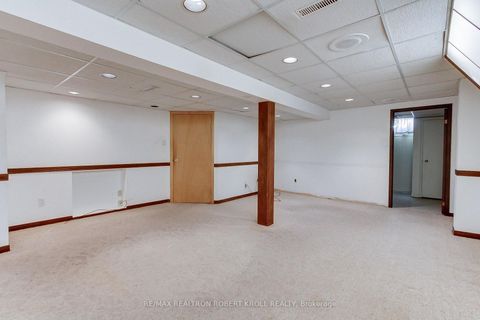 Photo 34 at 136 Stillwater Crescent, Branson, Toronto Photo 34 at 136 Stillwater Crescent, Branson, Toronto