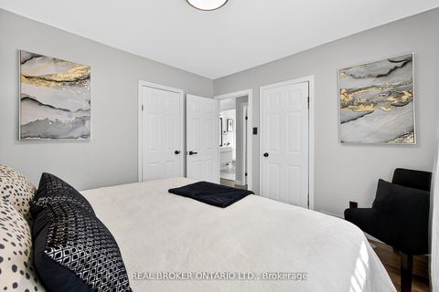 Photo 15 at 30 Presley Avenue, Birchmount, Toronto