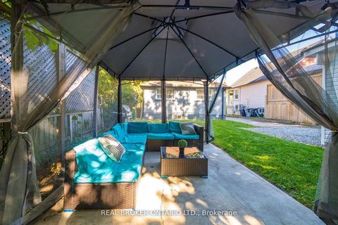 Photo 36 at 30 Presley Avenue, Birchmount, Toronto