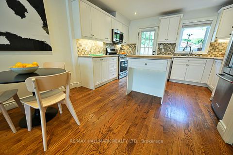 Photo 7 at 3318 Bathurst Street, Lawrence, Toronto