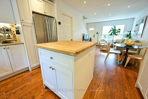 Photo 8 at 3318 Bathurst Street, Lawrence, Toronto
