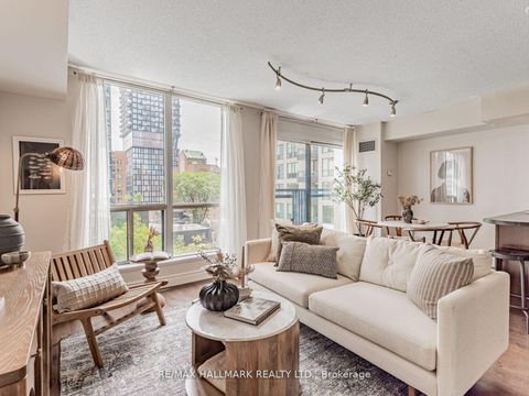 Photo 2 at 710 - 75 Dalhousie Street, Yonge Corridor, Toronto Photo 2 at 710 - 75 Dalhousie Street, Yonge Corridor, Toronto